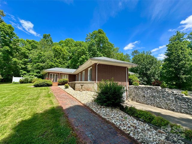 2866 Old Morganton Road, Lenoir, NC 28645