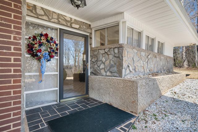 2866 Old Morganton Road, Lenoir, NC 28645