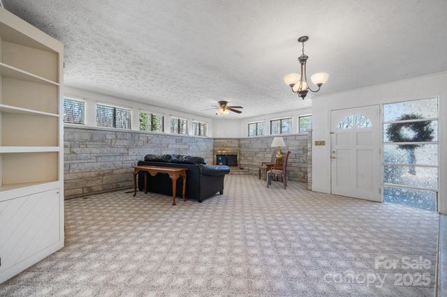 2866 Old Morganton Road, Lenoir, NC 28645