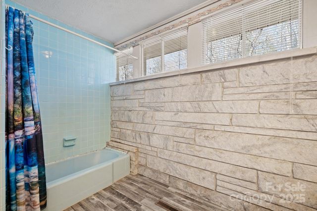 2866 Old Morganton Road, Lenoir, NC 28645