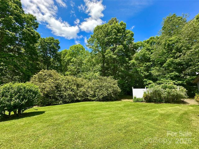 2866 Old Morganton Road, Lenoir, NC 28645