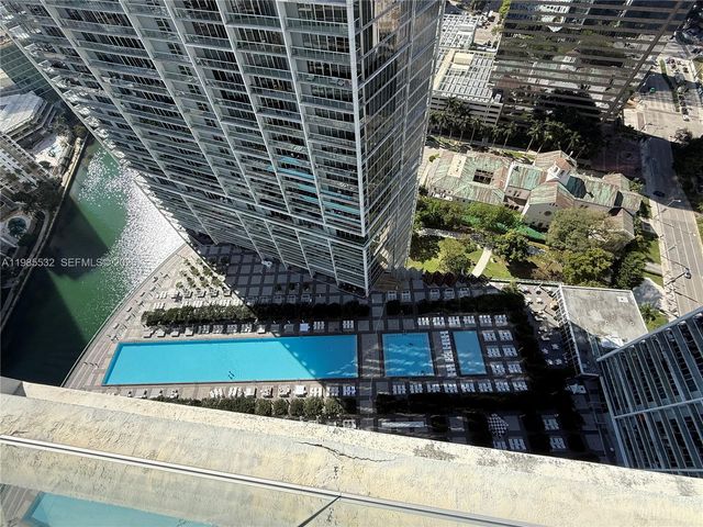 475 Brickell Ave 3913, Miami, FL 33131