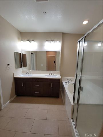 1568 W Artesia Square E, Gardena, CA 90248