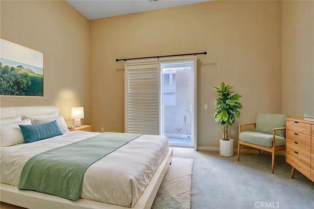 1568 W Artesia Square E, Gardena, CA 90248