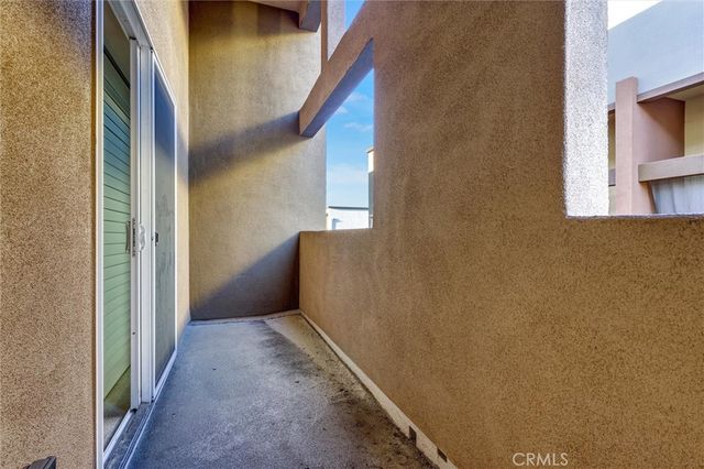 1568 W Artesia Square E, Gardena, CA 90248