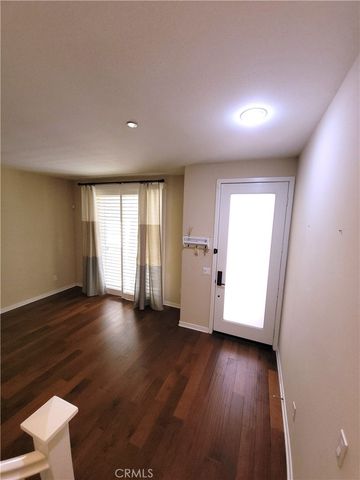 1568 W Artesia Square E, Gardena, CA 90248