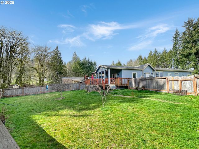1215 CHAPMAN Rd, Castle Rock, WA 98611