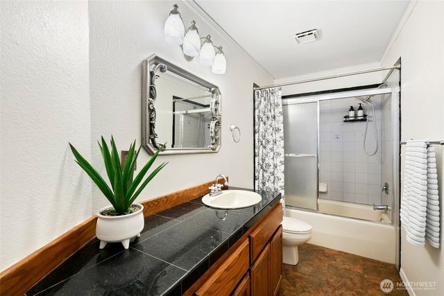 3421 24th Avenue Ct NW, Gig Harbor, WA 98335