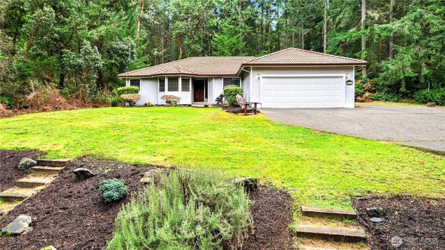 3421 24th Avenue Ct NW, Gig Harbor, WA 98335