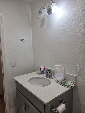 1215 NW 15TH AVENUE, Ocala, FL 34475