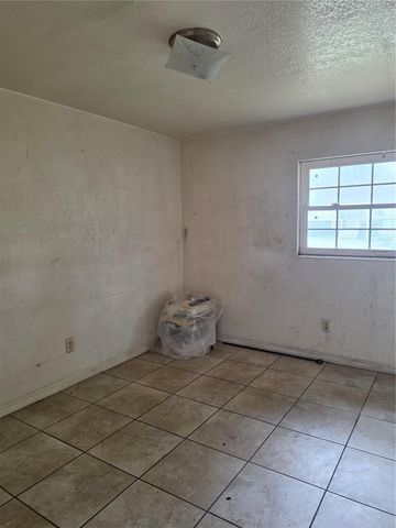 1215 NW 15TH AVENUE, Ocala, FL 34475