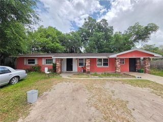 1215 NW 15TH AVENUE, Ocala, FL 34475