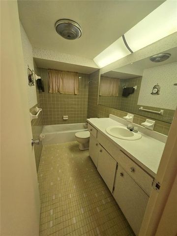 5031 BILLINGS DRIVE, Holiday, FL 34690