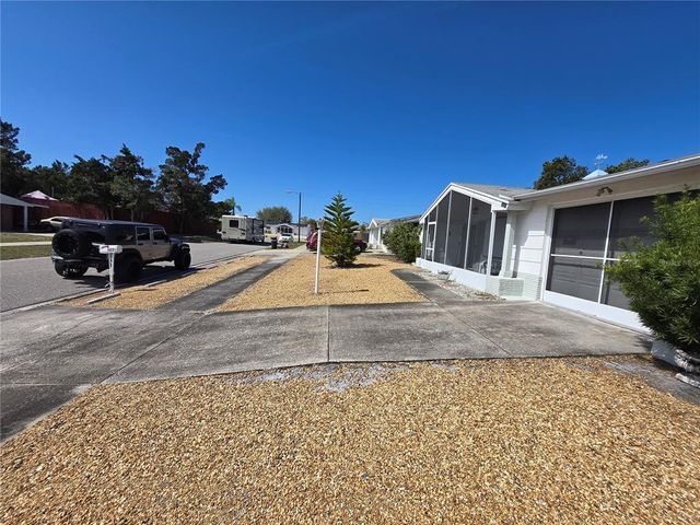5031 BILLINGS DRIVE, Holiday, FL 34690