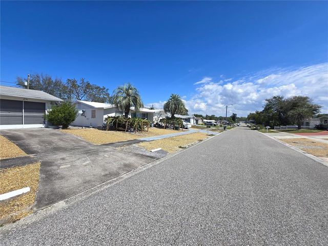 5031 BILLINGS DRIVE, Holiday, FL 34690