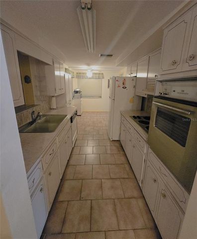 5031 BILLINGS DRIVE, Holiday, FL 34690