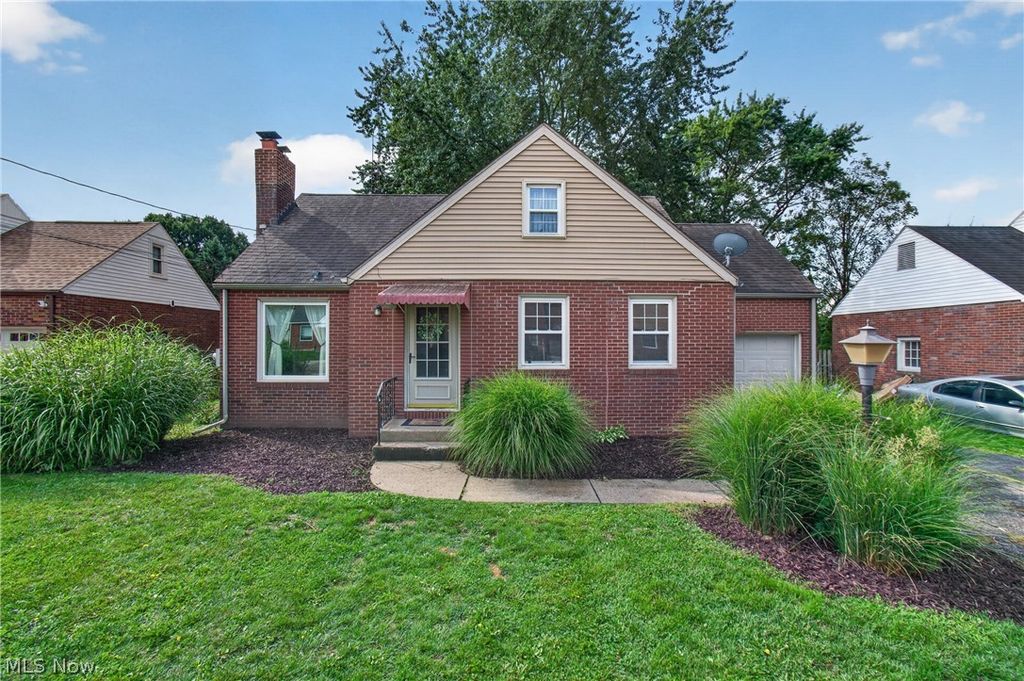 708 33rd Street NE, Canton, OH 44714