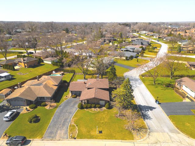 12300 S Austin Avenue, Palos Heights, IL 60463