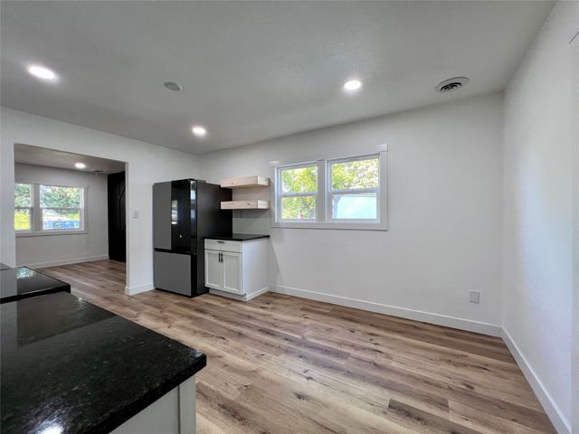 1402 E Marion Street, Knoxville, IA 50138