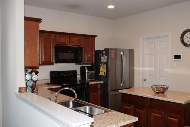 6740 Red Oak Lane, North Little Rock, AR 72117