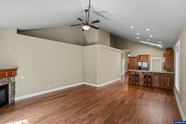 3792 Galloway St S, Salem, OR 97302