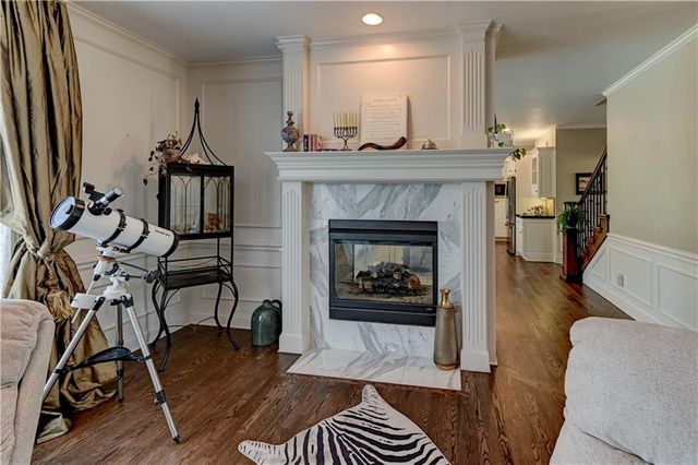 411 NE BITTER CREEK Road, Lee's Summit, MO 64086