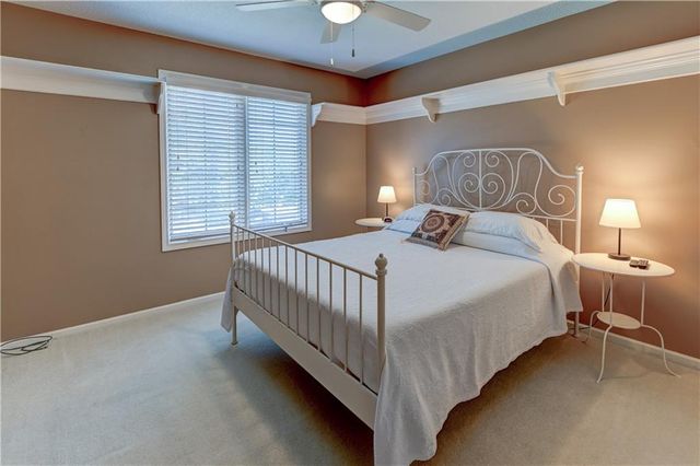 411 NE BITTER CREEK Road, Lee's Summit, MO 64086