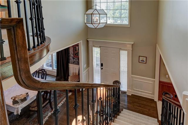 411 NE BITTER CREEK Road, Lee's Summit, MO 64086