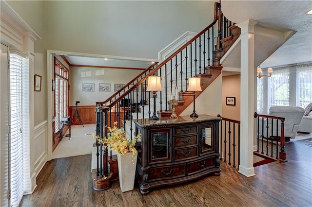 411 NE BITTER CREEK Road, Lee's Summit, MO 64086