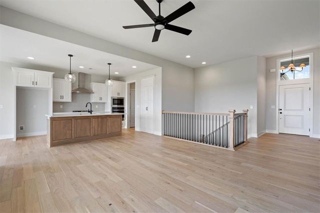 14669 Amanda Lane, Basehor, KS 66007