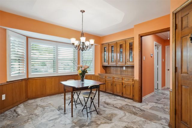 2833 S Country Club Road, Garland, TX 75043