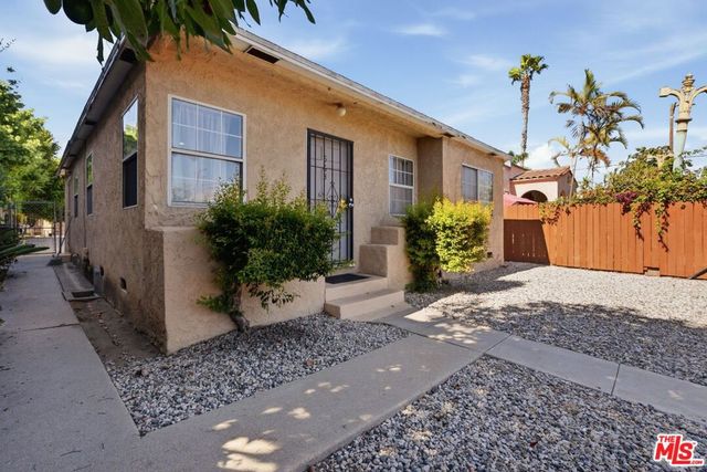 563 Brooks Avenue, Venice, CA 90291