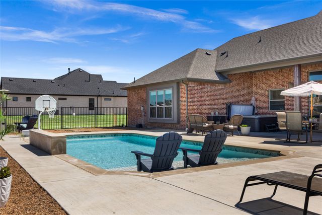 4421 Lake Breeze Drive, Mckinney, TX 75071