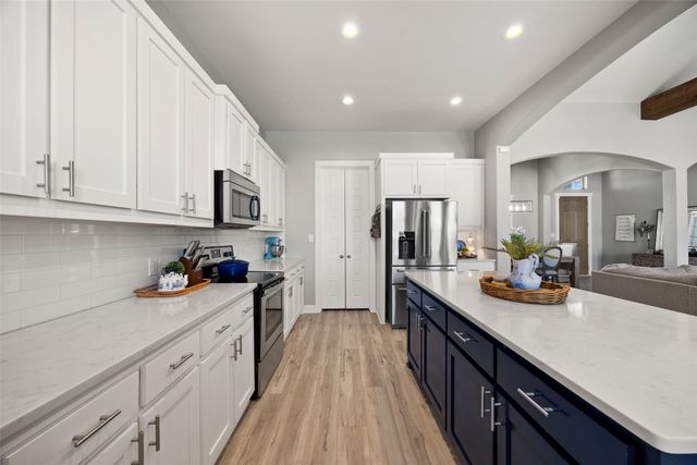 4421 Lake Breeze Drive, Mckinney, TX 75071