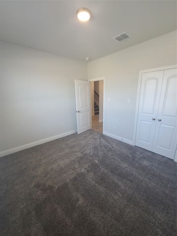525 Hillcrest Circle, Justin, TX 76247