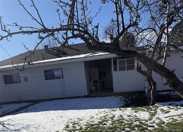 756 Vaughn Street, Aurora, CO 80011