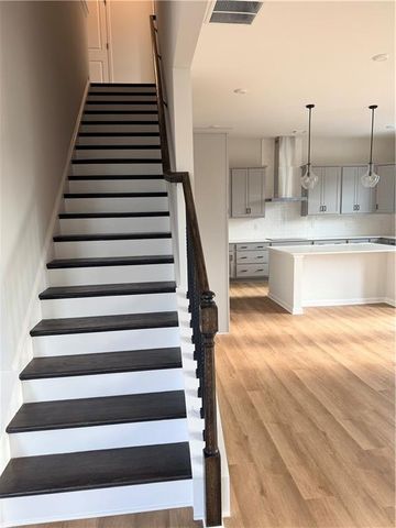 4326 Buttonwood Ln, Lilburn, GA 30047