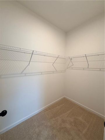 4326 Buttonwood Ln, Lilburn, GA 30047