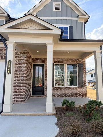 4326 Buttonwood Ln, Lilburn, GA 30047