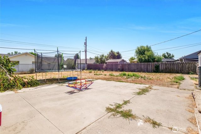 1214 Arnold Drive, Moses Lake, WA 98837