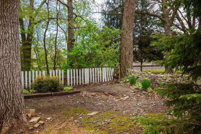 11425 8th AVENUE, Pleasant Prairie, WI 53158