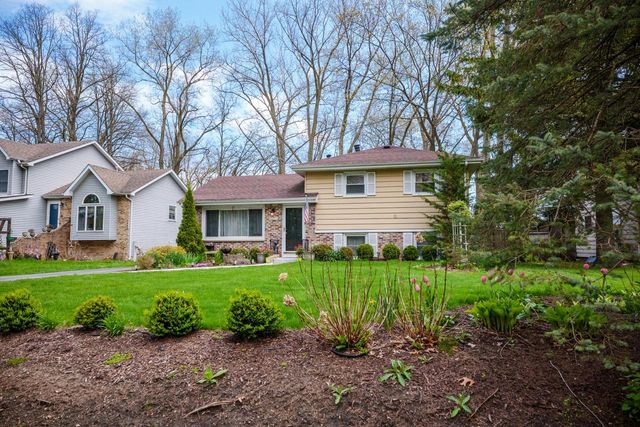 11425 8th AVENUE, Pleasant Prairie, WI 53158