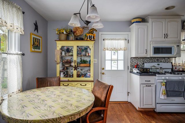 11425 8th AVENUE, Pleasant Prairie, WI 53158