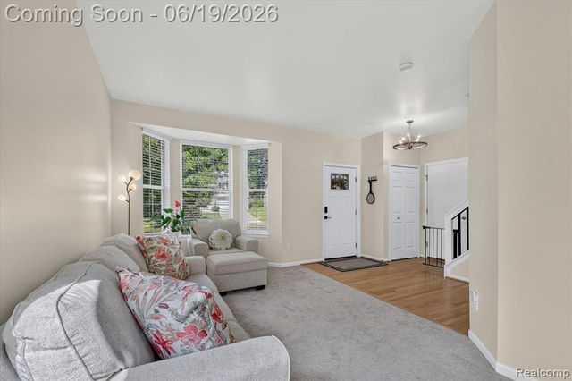 2718 Moosewood Drive, Waterford, MI 48329