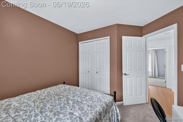 2718 Moosewood Drive, Waterford, MI 48329