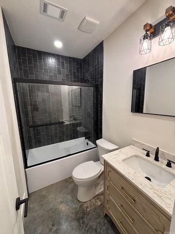 6 Vince Ln, Conway, AR 72032