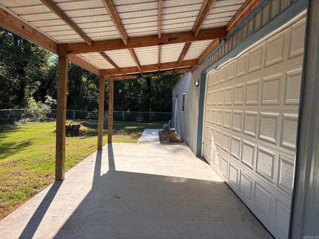 6 Vince Ln, Conway, AR 72032