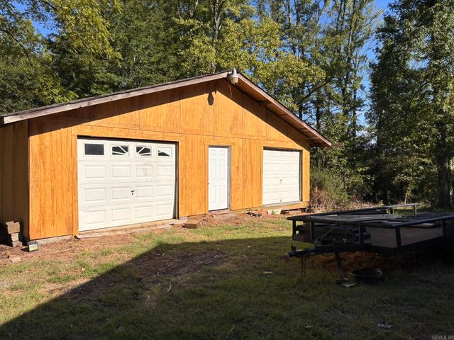 6 Vince Ln, Conway, AR 72032
