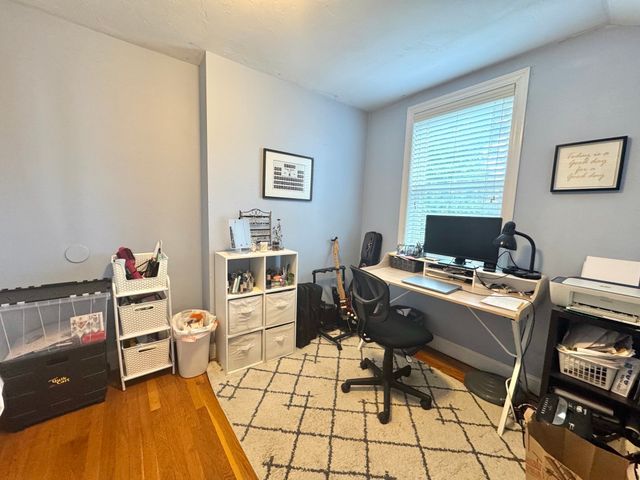 163 Summer St 1, Waltham, MA 02452