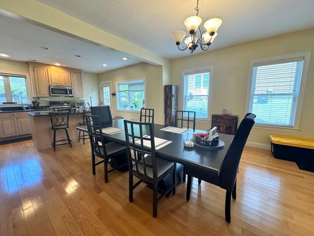163 Summer St 1, Waltham, MA 02452